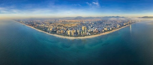 Giám đốc điều hành CBRE: “Triển vọng tăng trưởng giá bất động sản Đà Nẵng trong 3 năm tới sẽ rất tốt” - Ảnh 2. Giám đốc điều hành CBRE: “Triển vọng tăng trưởng giá bất động sản Đà Nẵng trong 3 năm tới sẽ rất tốt” - Ảnh 2.